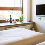 Hotel De Lita 3*